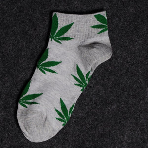 new maple leaf socks