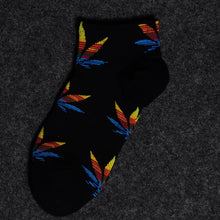 Load image into Gallery viewer, new maple leaf socks
