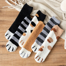 Load image into Gallery viewer, Autumn and Winter Cat Socks
