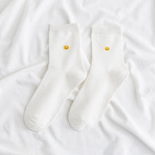 Load image into Gallery viewer, Cartoon Small Smiling Face Female Socks
