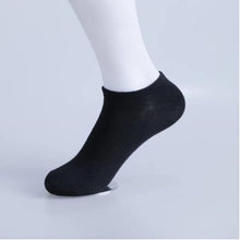 Load image into Gallery viewer, 3 Pairs men Socks Breathable Sports socks
